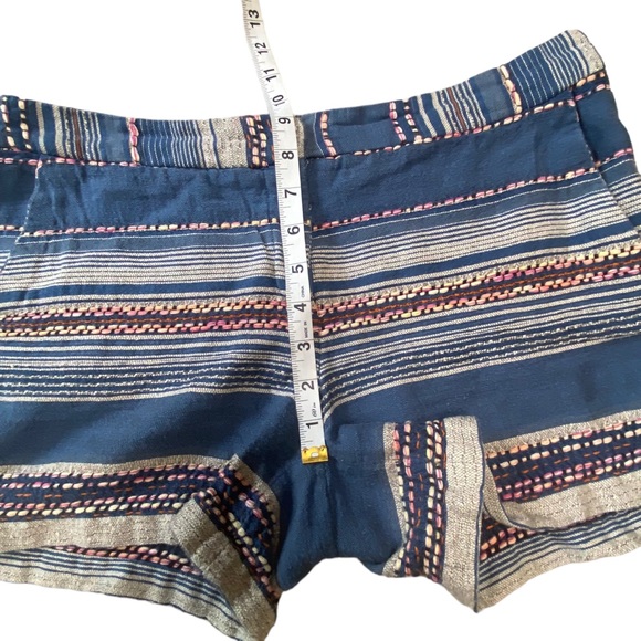 Fleur Bleue Serape Jacquard Textured Short 10 - Picture 10 of 11